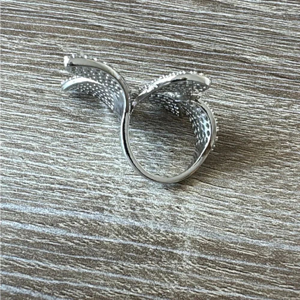 Flower statement ring A565 - Picture 4 of 4